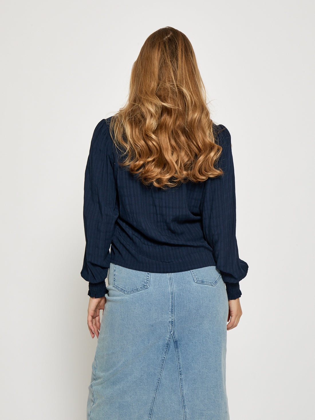 Minus MSAnine V-Neck Blouse Sky Captain (navy)