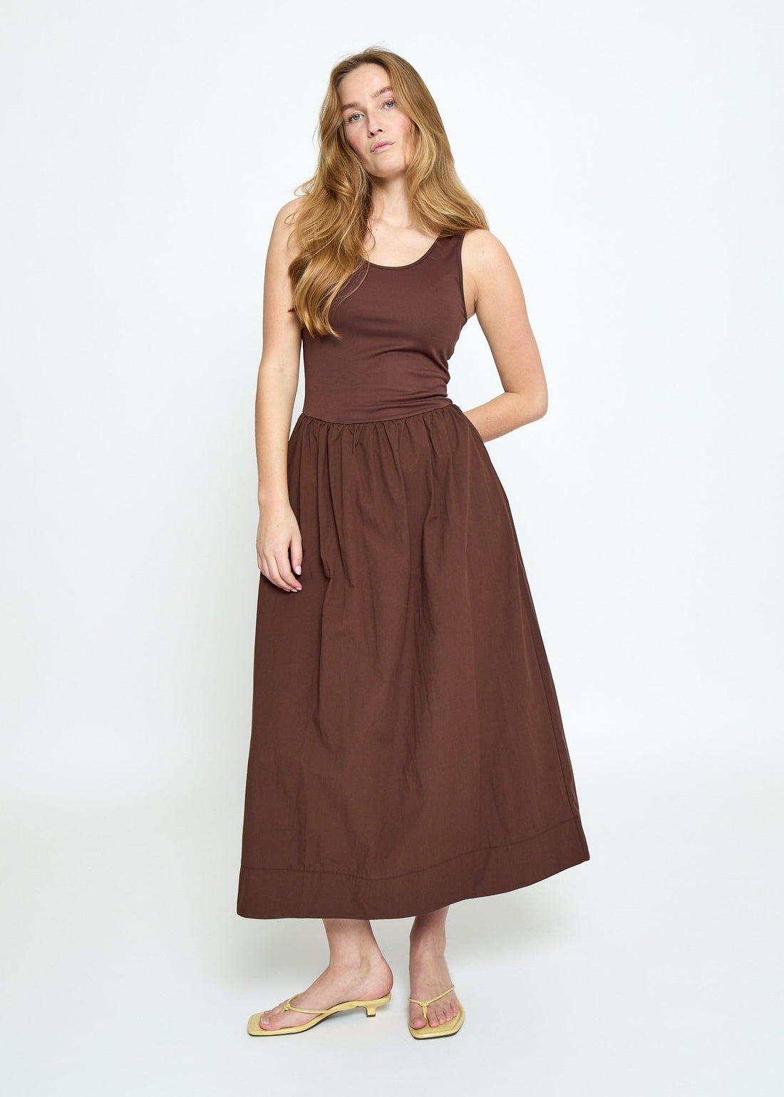 Minus MSMarie Midi Dress 5065 Chestnut