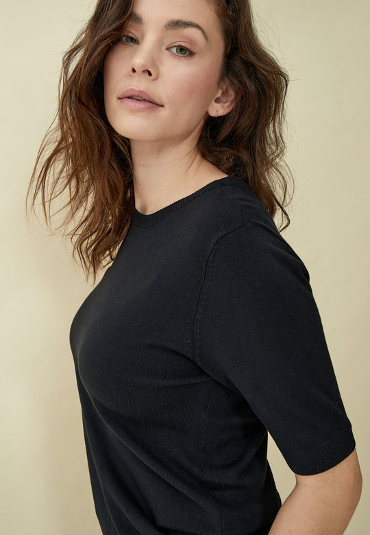 Peppercorn PCTana Short Sleeve Pullover Black