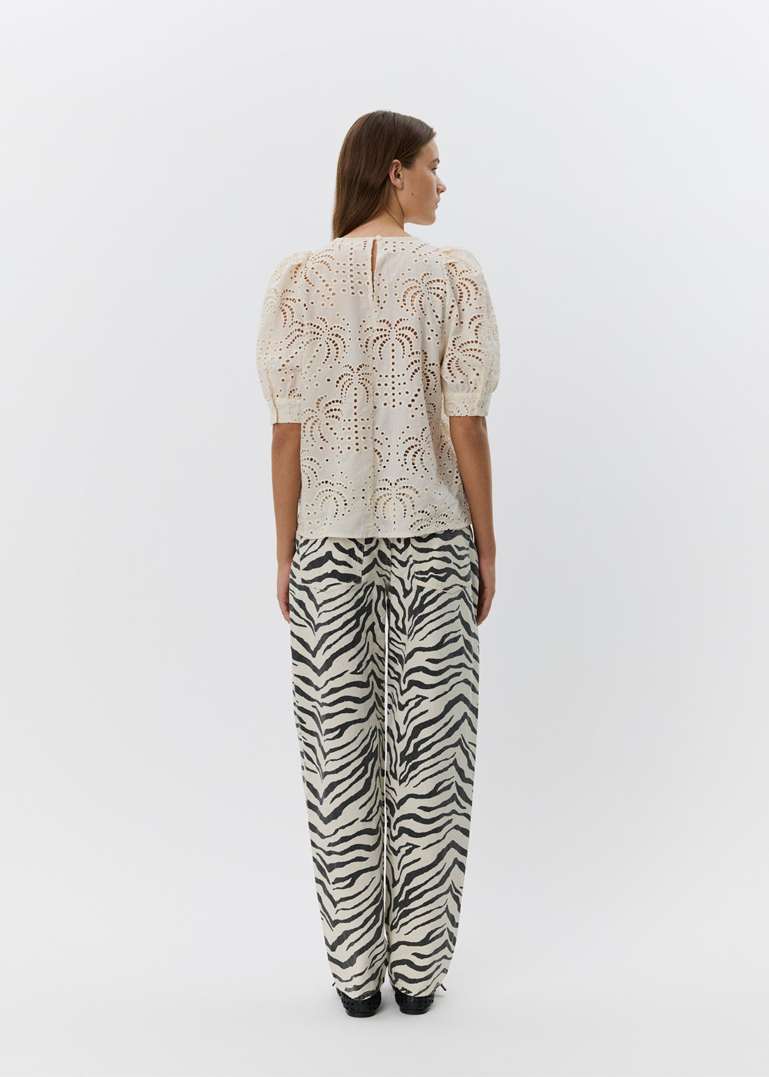 Sofie Schnoor Ahliasw blouse off-white