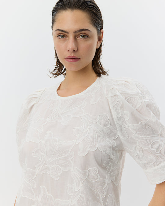 Sofie Schnoor Ahliasw Puff sleeve blouse white