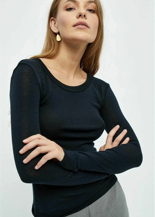 Minus Cally Long Sleeve Top Black