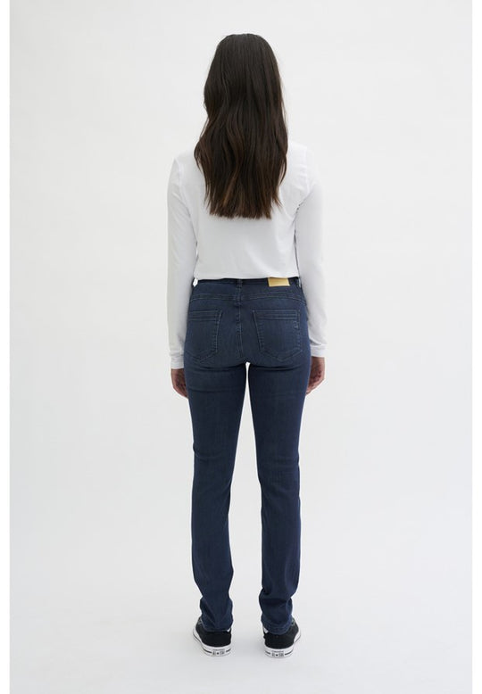 Min väsentliga garderob Celina 100 High Straight Dark Blue Wash