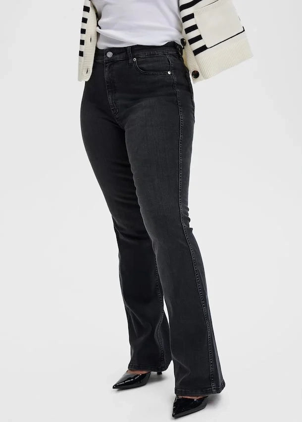 Gestuz Emilindagz hw blossade jeans noos tvättade grå