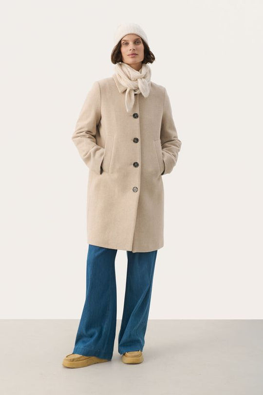 Part Two KamillasPW Coat Castle Wall