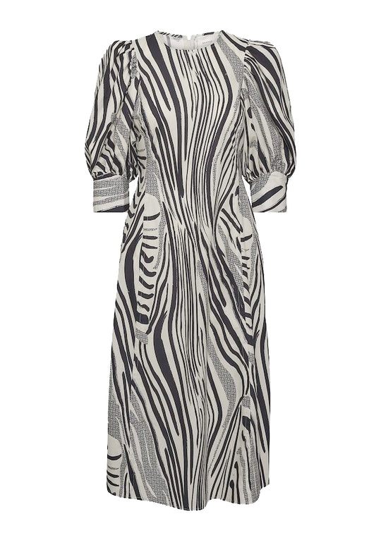 Gestuz PeonyGZ P long dress Black/silver birch logo