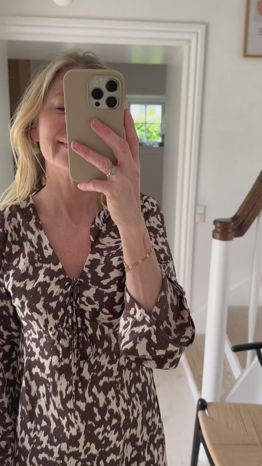 Neo Noir Krisha Graphic Fade Dress Chocolate