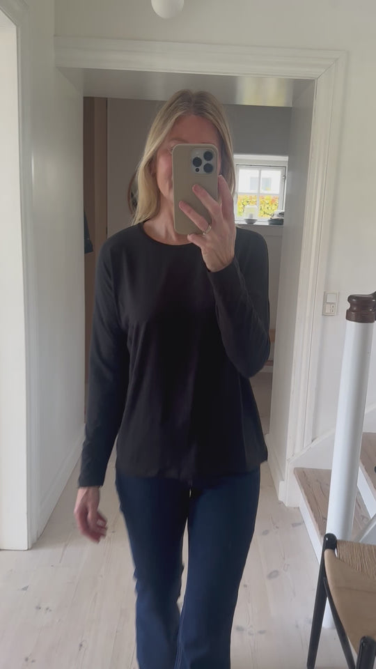 Basic Apparel Joline LS Tee Black