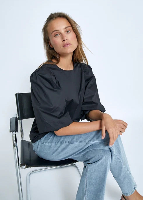 Minus MSJoa Short Sleeve Blouse Black