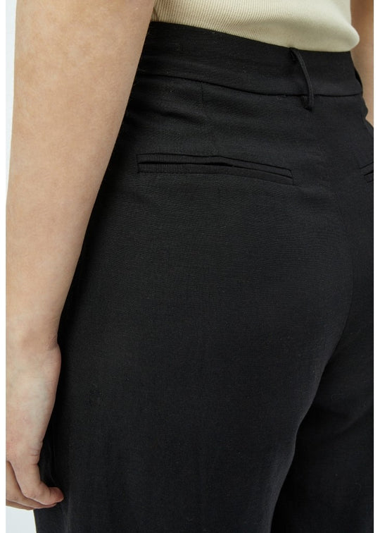 Desires Clarke Mid Waist Bermuda Shorts black