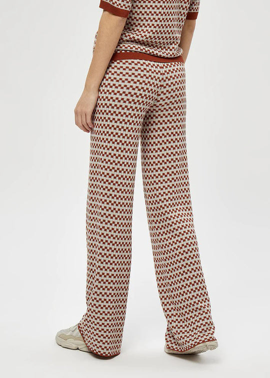 Minus Morrigan stickade byxor öken sand kontrollerad